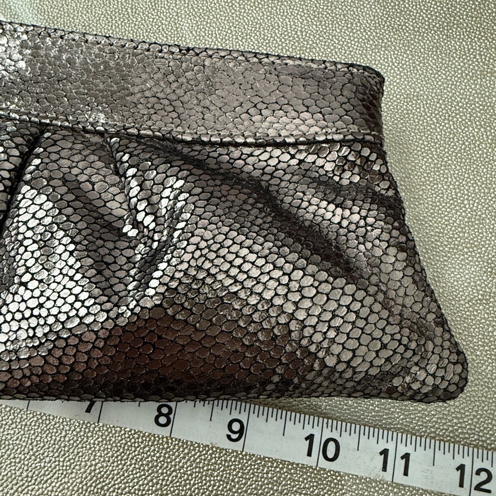 Laura Merkin Metallic Clutch Bag - Picture 5 of 6